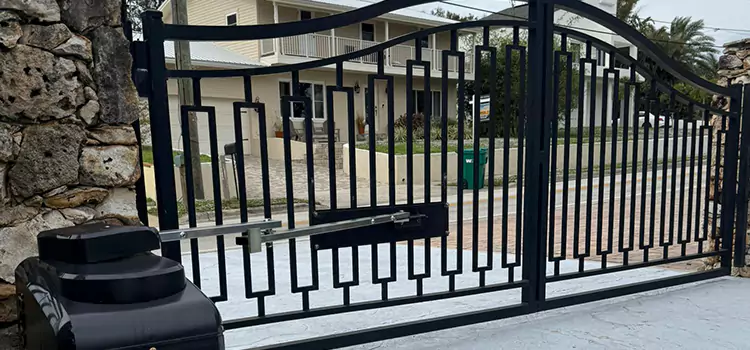 Swing Gate Opener with Keypad Marquette