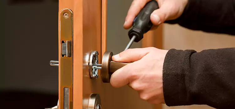 Semi Truck Locksmith Marquette