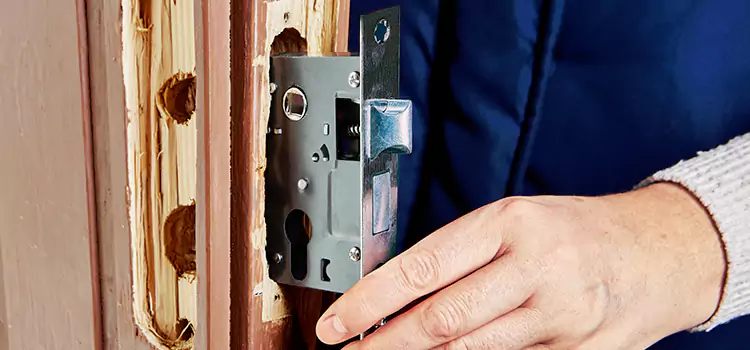 Garage Door Lock Replacement Marquette